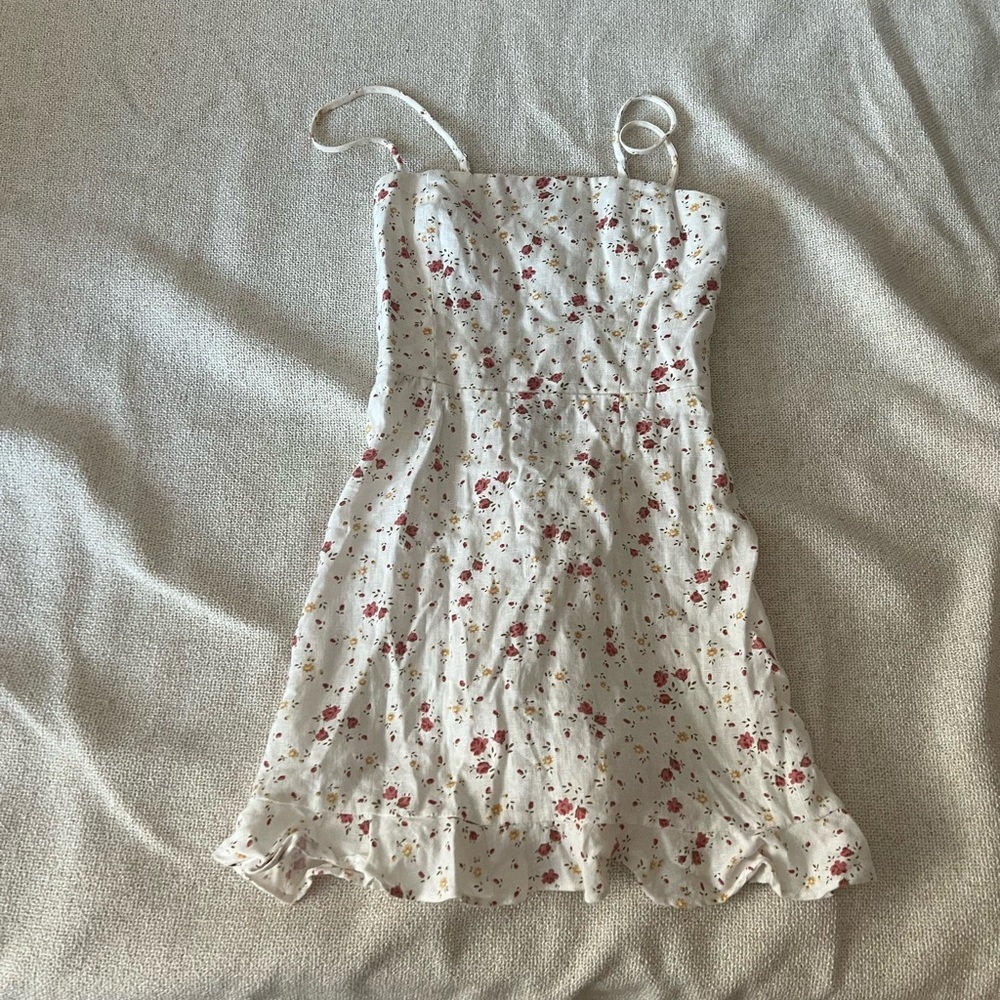 Reformation brand dress size 2. Fits like a 0. Worn once.